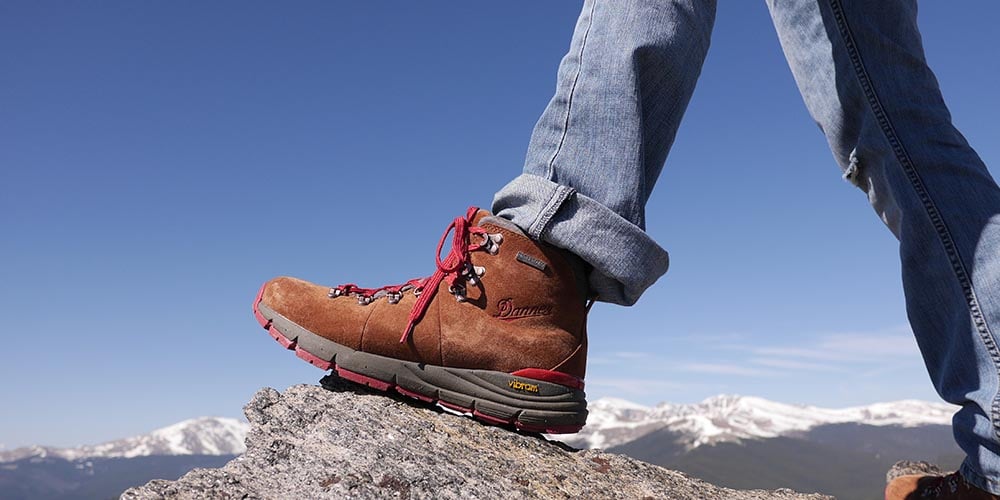 Danner mountain 600 brown red best sale