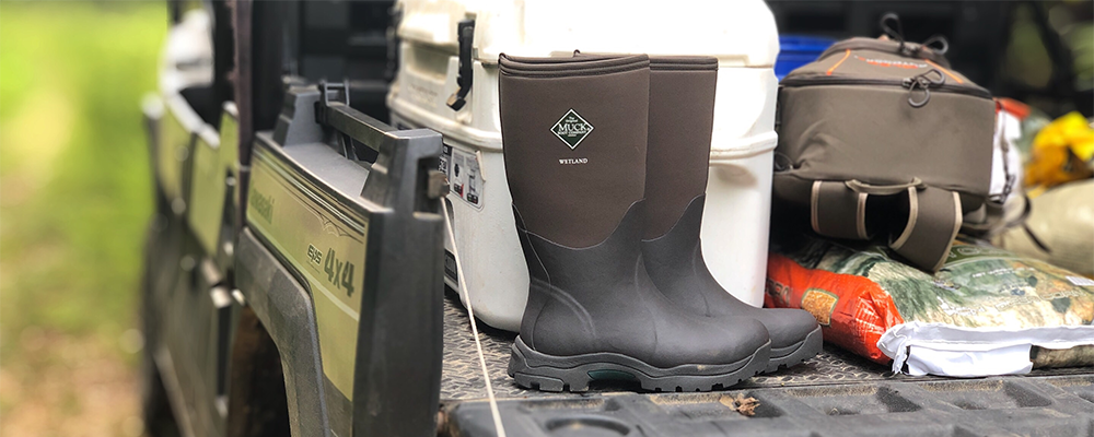 uninsulated muck boots