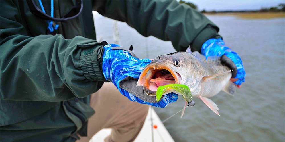 Fish Monkey FM11-REDFISH-L Half Finger Guide Glove Palestine