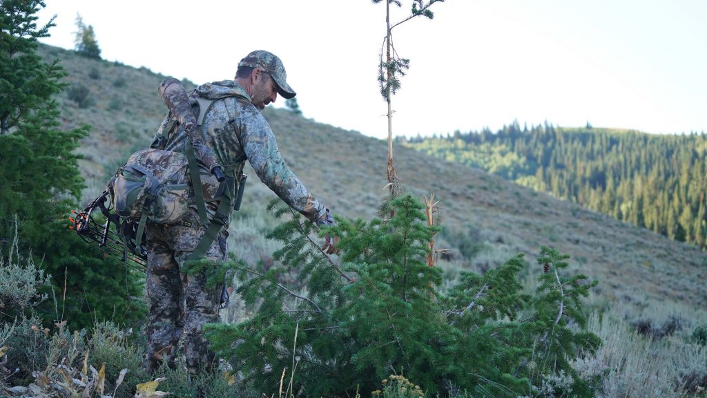 popular hunting clothing brands