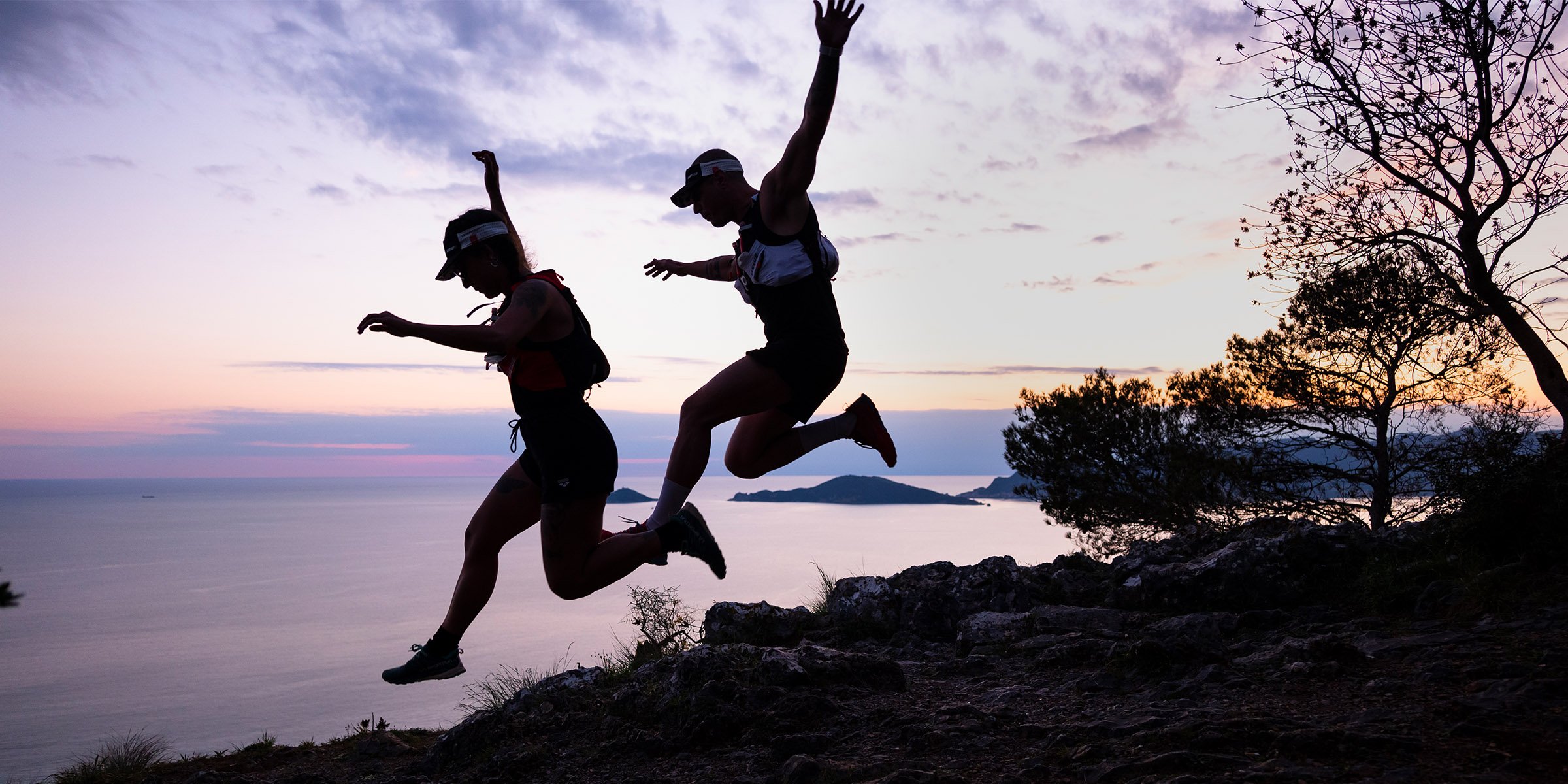 The 8 Best Hydration Vests for Running in 2023 - Sports Illustrated